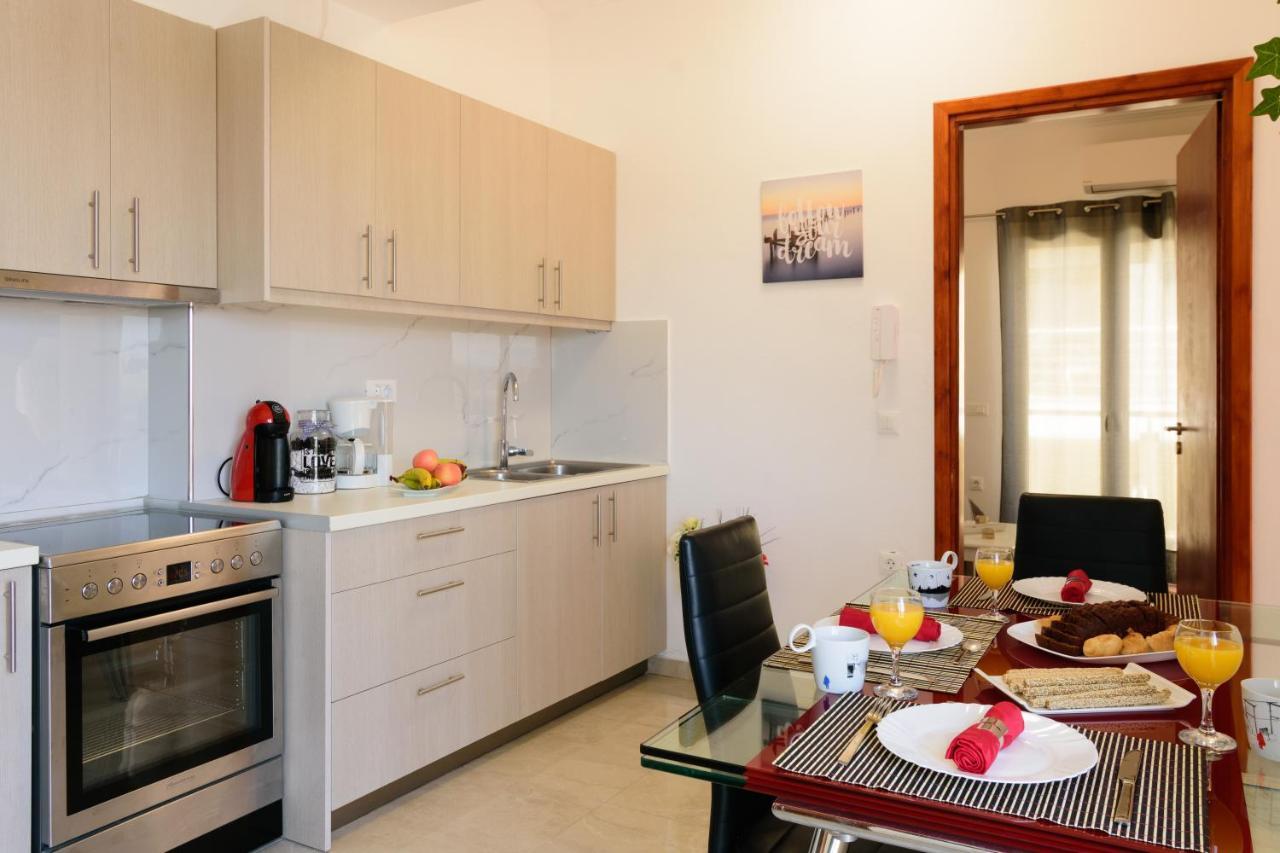 Ágios Nikólaos Luxury Lake View Center House מראה חיצוני תמונה